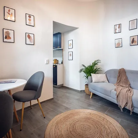 Апартаменты Historical Townhouse - Hypercenter *