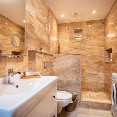 Historical Townhouse - Hypercenter Διαμέρισμα Κλουζ-Ναπόκα