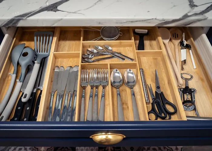 Historical Townhouse - Hypercenter *