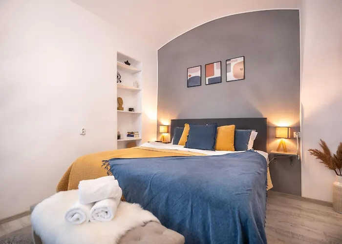 Historical Townhouse - Hypercenter Apartment Cluj-Napoca