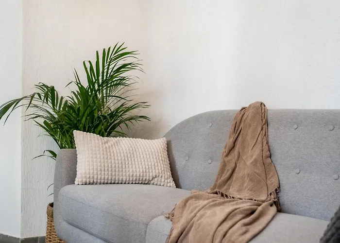 Historical Townhouse - Hypercenter *